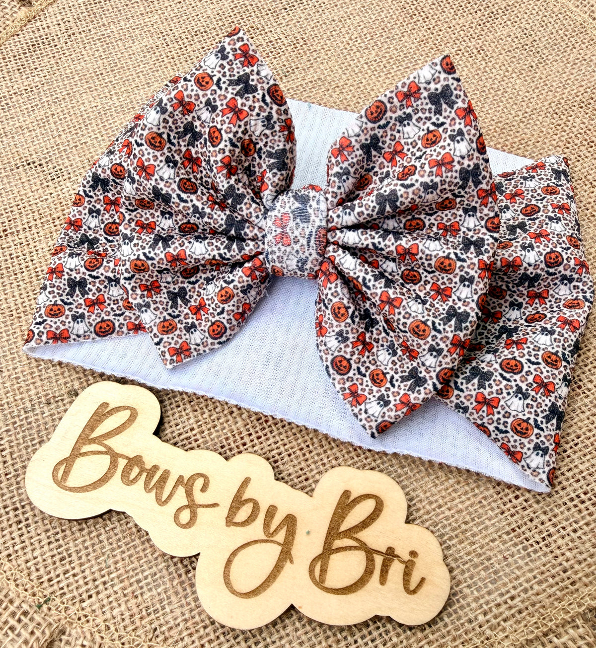 Leopard ghosts & bows